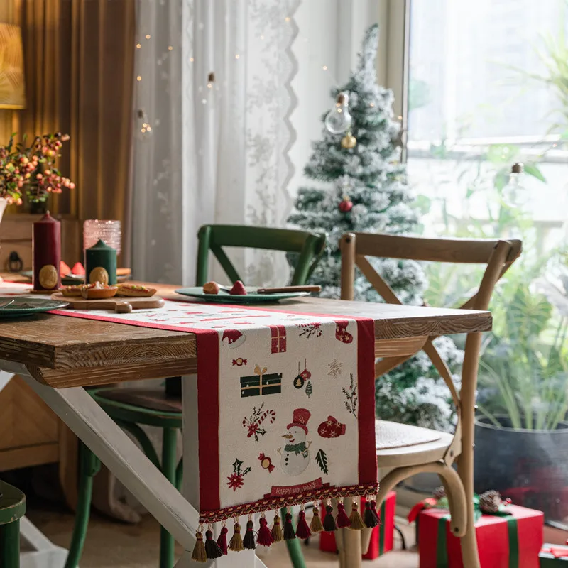 Christmas Table Runner Polyester Yarn-Dyed Jacquard Table Decoration Cover Cloth Tassel Santa Claus New Year\'s Decor Table Cloth