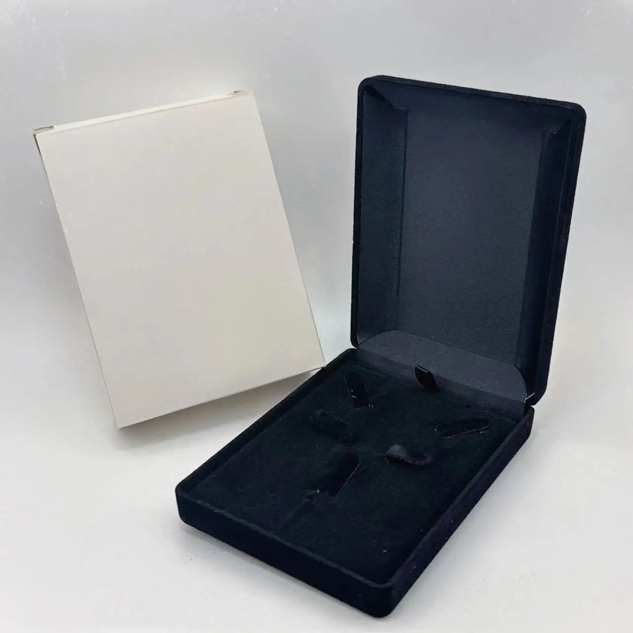 

Новый бархатный комплект ювелирных изделий, подарочная коробка, поднос, ожерелье, кольцо, серьги, браслет, держатель для дисплея, чехол для упаковки ювелирных изделий для женщин, свадьба