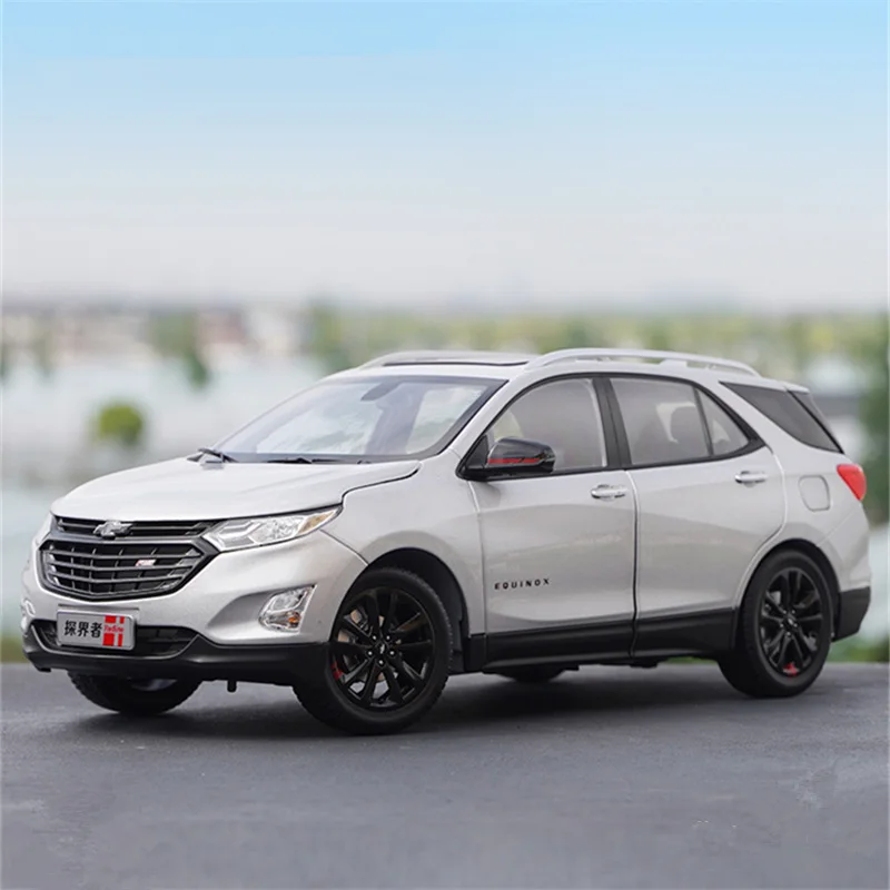 

1:18 Chevrolets Equinox Redline SUV Alloy Car Model Diecast Metal Off-road Vehicles Car Model High Simulation Childrens Toy Gift