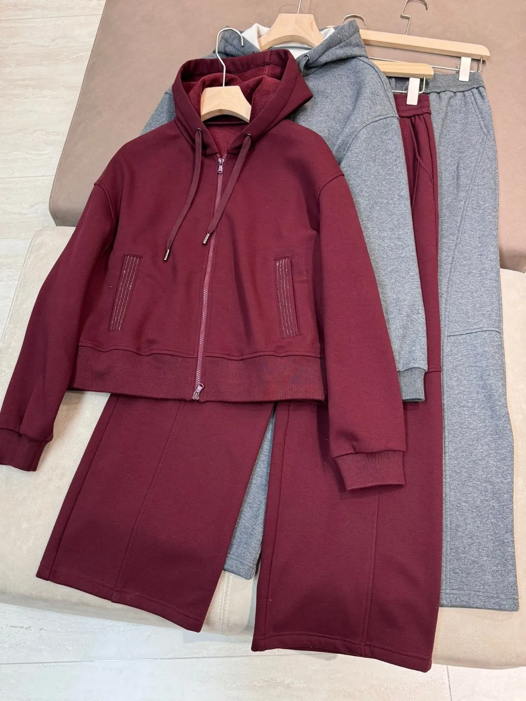 Autumn winter sporty casual high quality cotton tracksuit