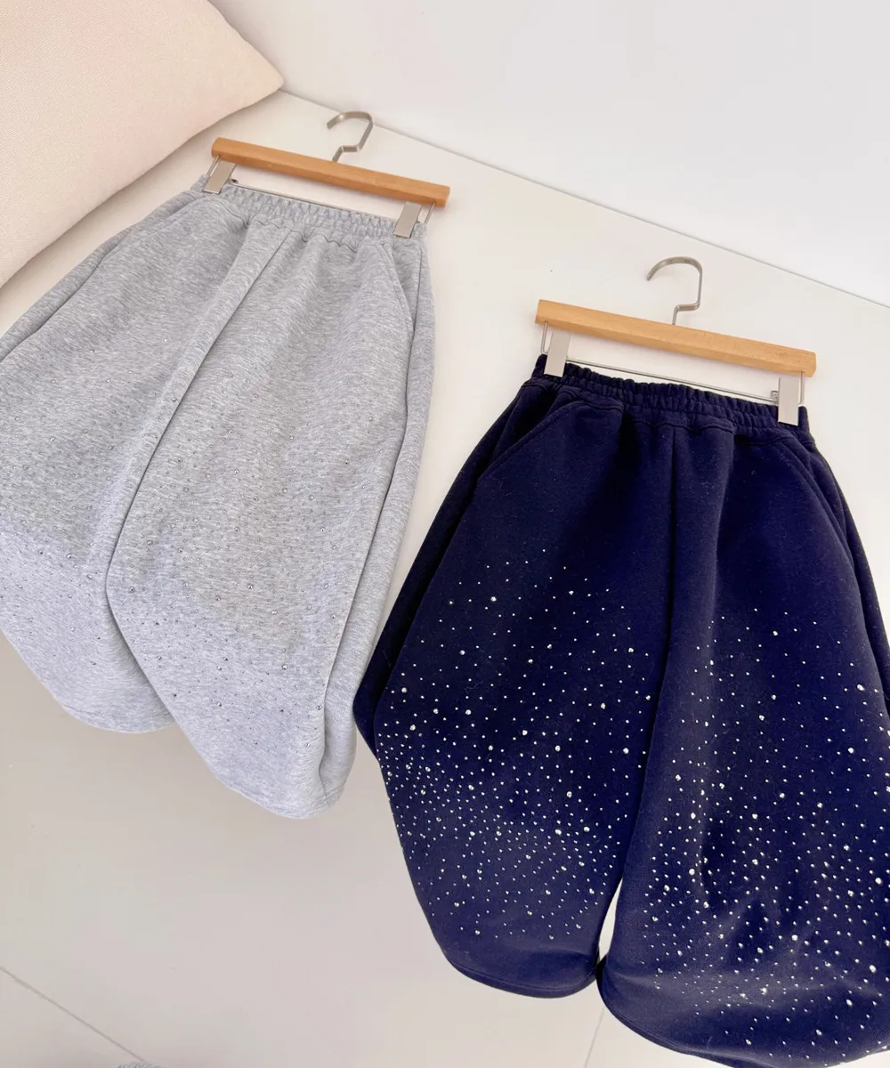 

Fashion baby clothes kids girls pants Stars-filled rhinestone Stylish girls' casual pants Vertical straight pants