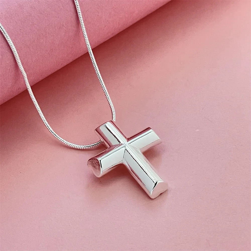 925 Silver Snake Cross Pendant Necklace, Suitable For Men And Women To Wear Everyday