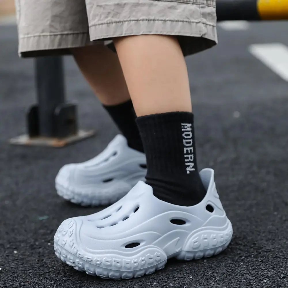 

2026 Summer New Boys' Breathable Non Slip Sandals Soft Sole Beach Shoes for Kids Outdoor Swimming