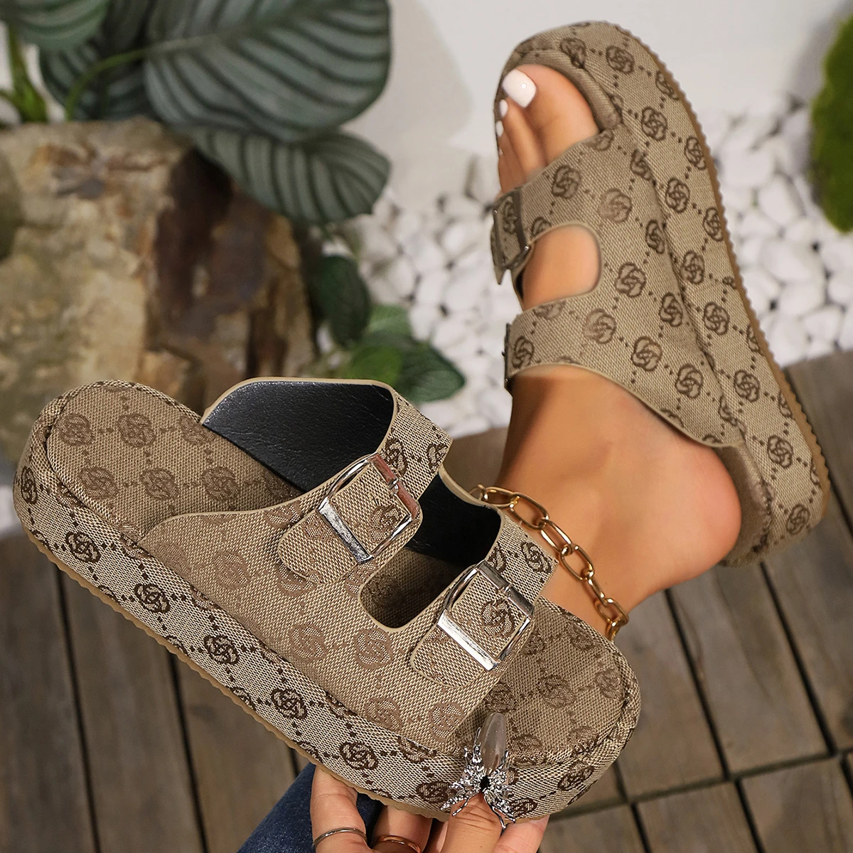 Women\'s Slippers 2024 New Hot Summer Fashion Women\'s Sandals Platform Woman Slippers Banquet Party Beach Sandals Slides Women