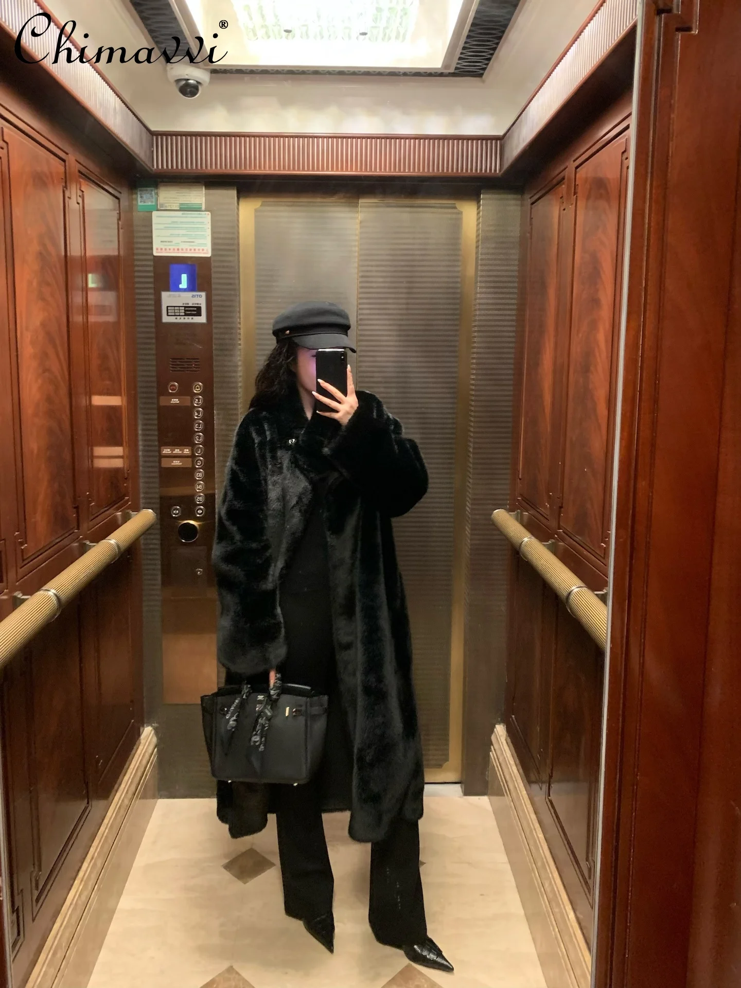 التصميم الأصلي الراقية صديقة للبيئة معطف فرو المنك ملابس الشتاء الجديدة الفاخرة المرأة الدافئة فضفاضة طويلة فو الفراء سترة