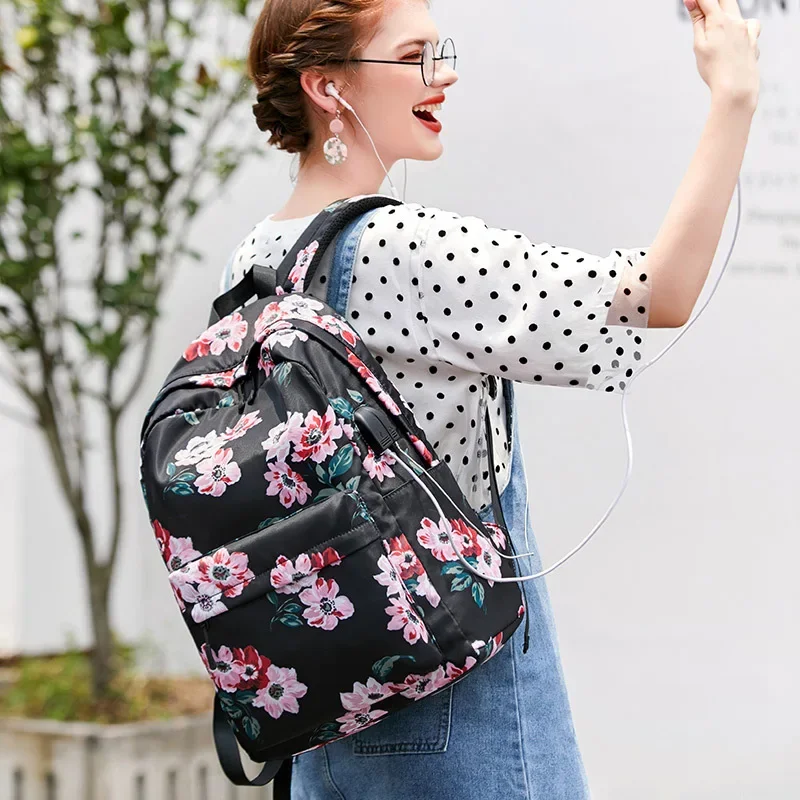 Mochila impermeable con USB para mujer, bolso escolar informal para estudiantes, bolsa de viaje para estudiantes de secundaria, nueva