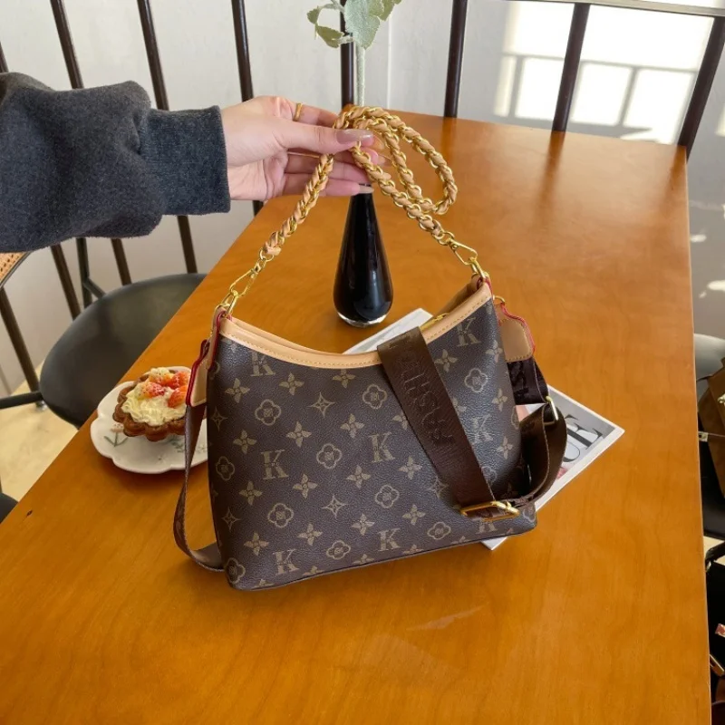 2026-women's-trendy-printed-crescent-moon-bag-retro-and-versatile-shoulder-bag-suitable-for-women's-daily-commute-and-outings