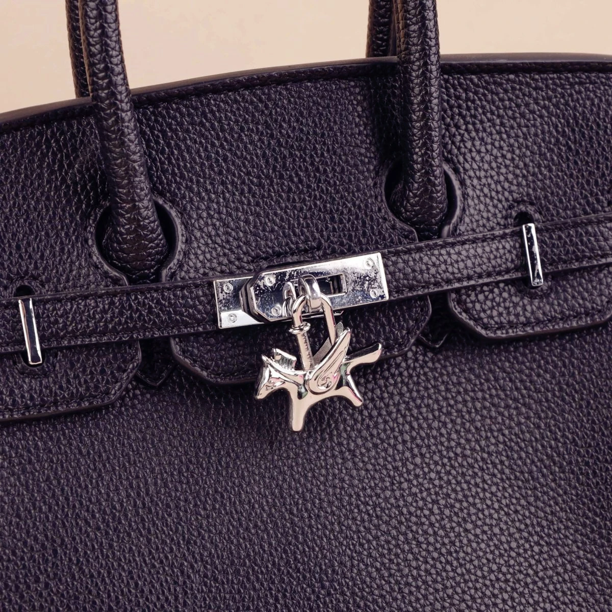 Pingente de Bolsa para Birkin Kelly Bag, Charm de Fecho Pegasus, Pingente de Bolsa de Metal em Formato de Animal Todo em Aço, Colar de Charme de Alta Qualidade
