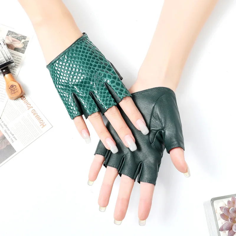 Real Leather Semi-Finger Gloves Female Fashion Snakeskin Printed Punk Cool Driving Half Finger Women Sheepskin Gloves YSW0066