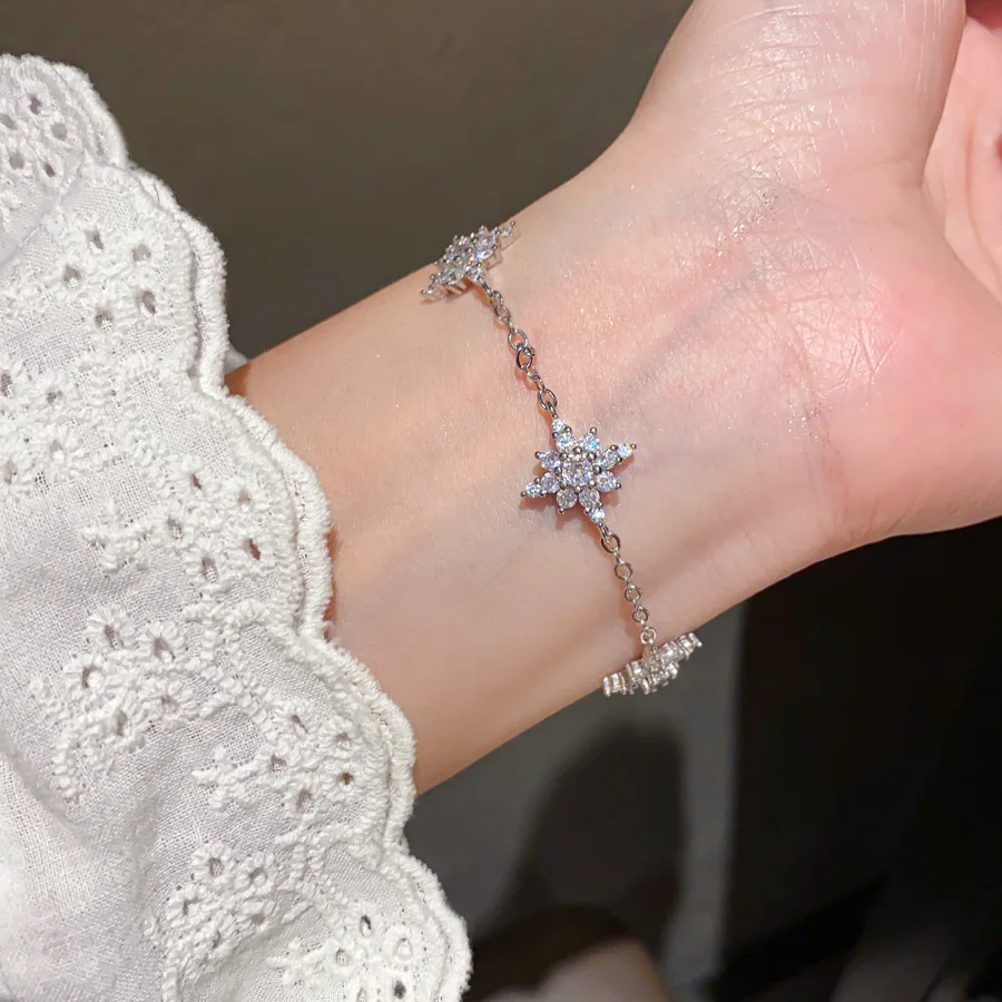 

Unique Trendy Sharp Star Bracelet - Korean Inspired Cool-Tone Statement Minimalist Jewelry