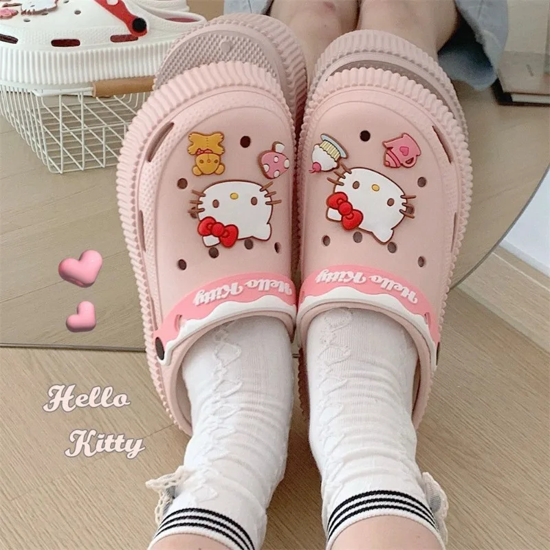 Sanrio anime cute Hello Kitty Kuromi My melody Croc Shoes Girls Kawaii Outerwear Non-slip Thick-soled Sandals and Slippers Gift