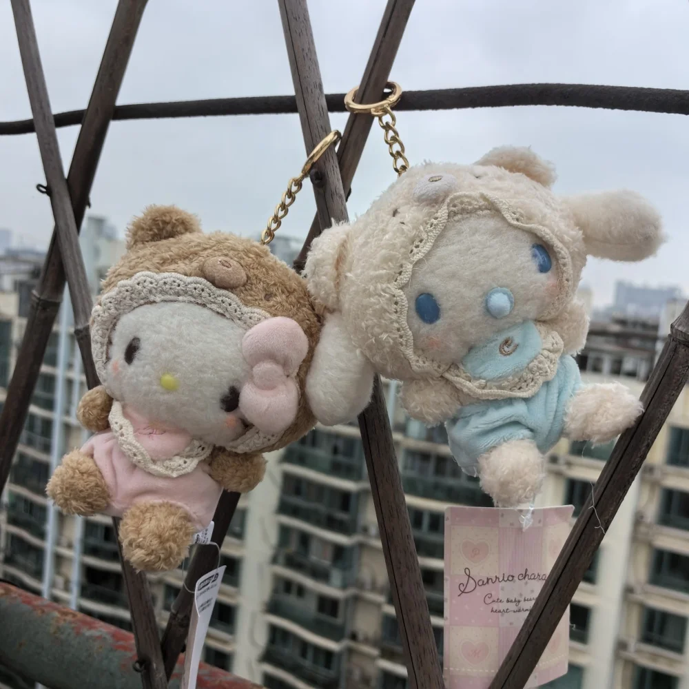 Sanrio Baby Kuromi Melody Hellokitty พวงกุญแจการ์ตูนน่ารักตุ๊กตาพวงกุญแจ Cinnamoroll กระเป๋าเป้สะพายหลังกระเป๋ารถจี้ตุ๊กตาของเล่นเด็กผู้หญิง