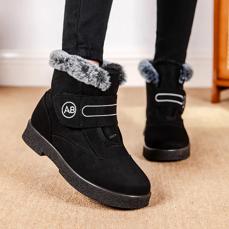 Winter Thicken Plush Snow Boots Women Faux Fur Non-Slip Warm Ankle Boots Woman Faux Suede Flat Heel Cotton-Padded Shoes Botas