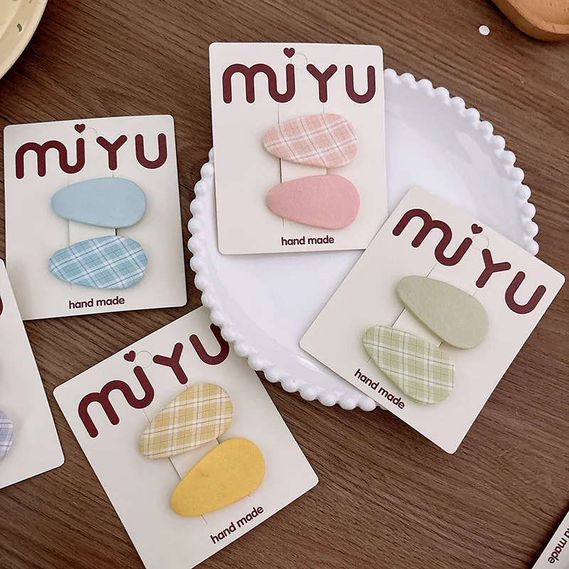 韓国風生地水滴型子供用チェック柄前髪ヘアクリップ女の子用多用途スイートBBクリップキャンディーカラーベビー前髪ヘアピン