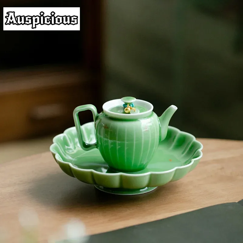 140ml Elegant Emerald Green Porcelain Teapot Handmade Lantern Pot Pendant Tea Brewing Kettle Puer Cafes Accessories Collection