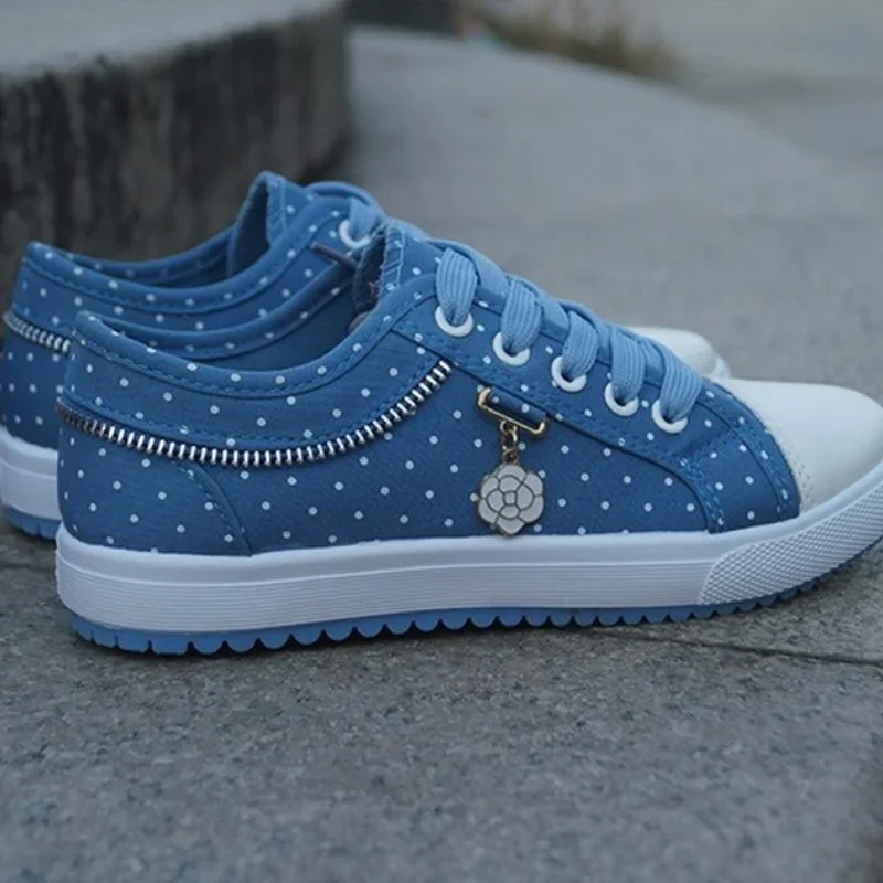 Women\'s Hollow Denim Mesh Shoes Woman Flat Casual Shoes Breathable Cloth Shoes Student кроссовки женские Scarpe Donna