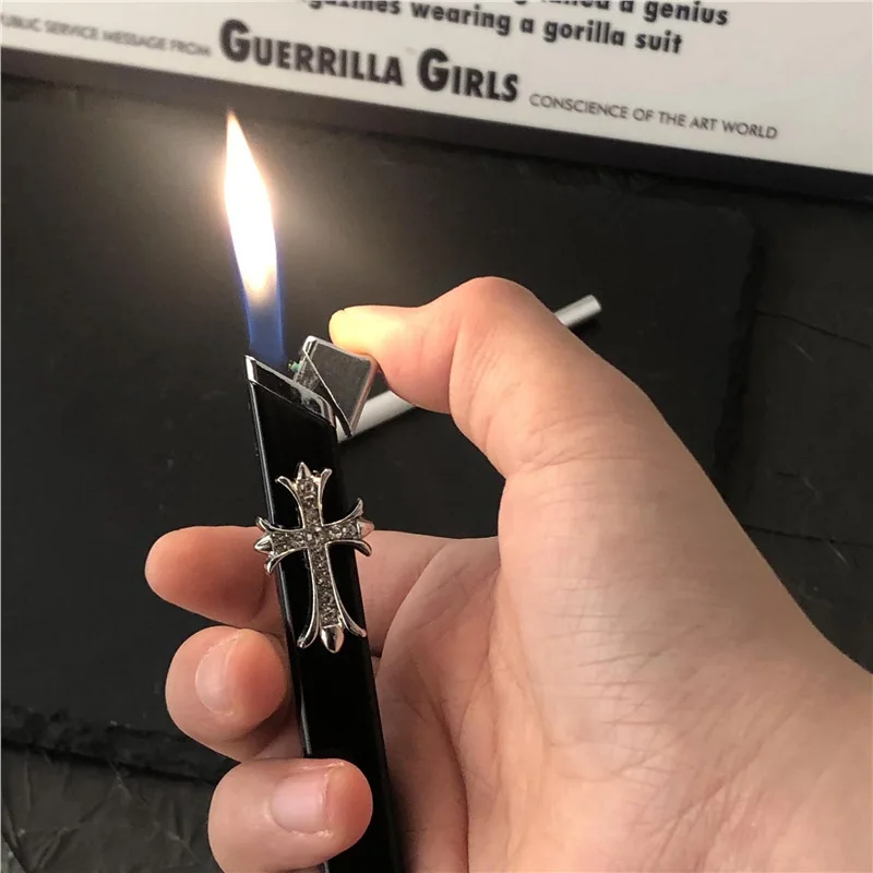 

Cute Handmade Metal Butane Gas Portable Open Flame Lighter, Pink Butterfly Retro Lighter Smoking Lighter Girl's Gift