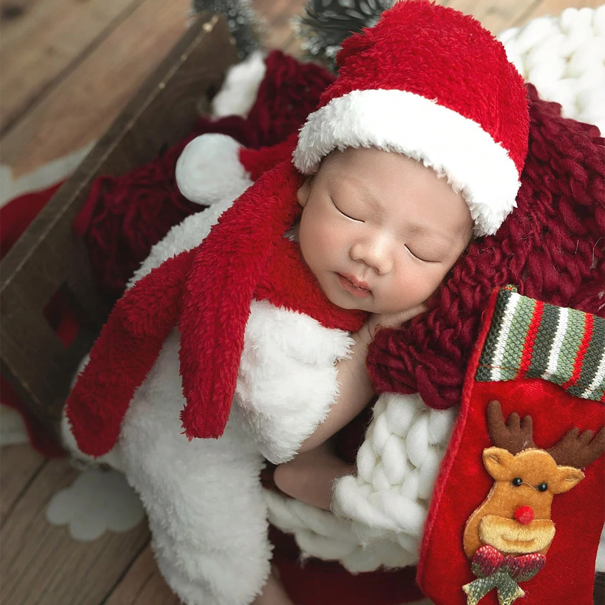 Ylsteed 3 Pieces Set Newborn Christmas Outfit for Photo Shooting Baby White Jumpsuit Suit  with Hat Scarf Infant Photo Props