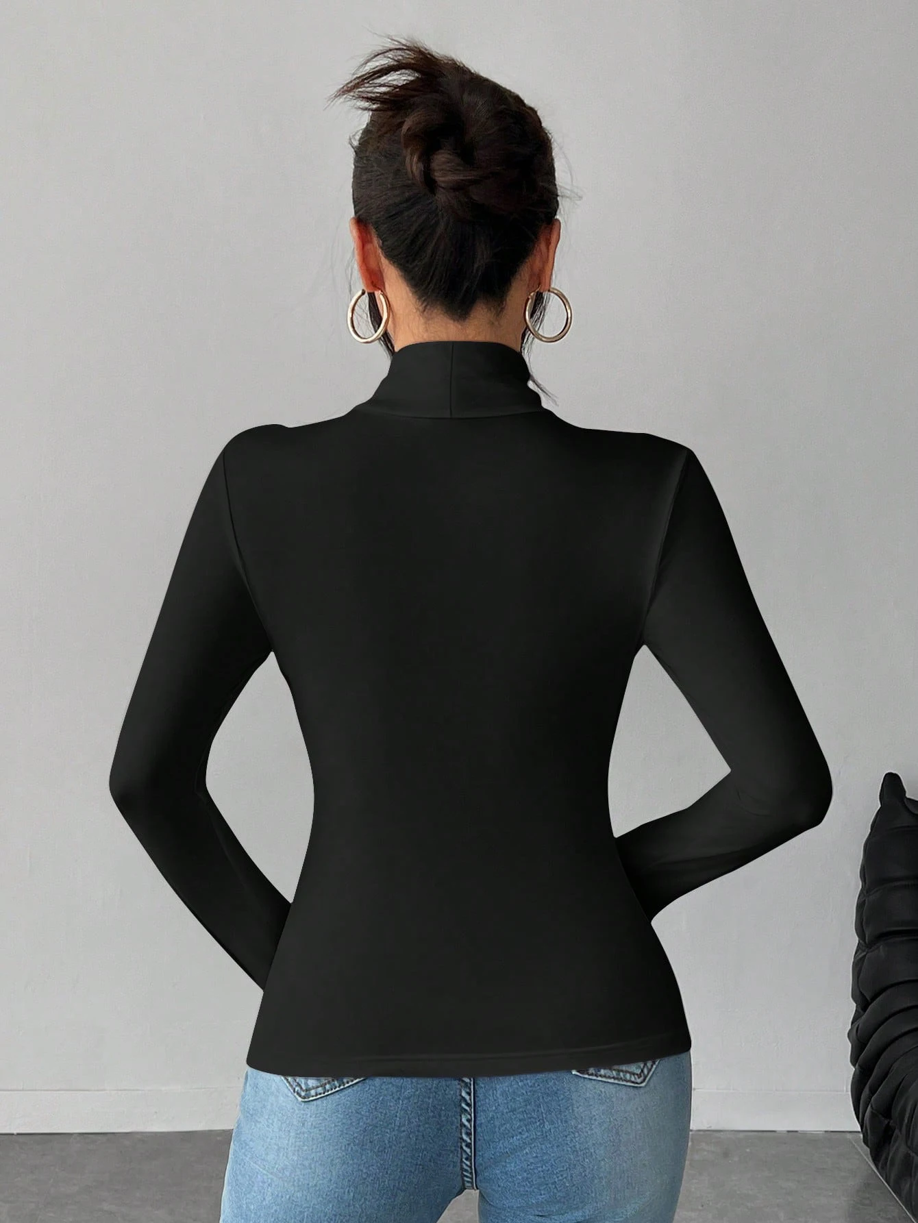 Nova camada de base justa de manga comprida com gola alta de cor sólida europeia e americana, pode ser usada dentro ou fora