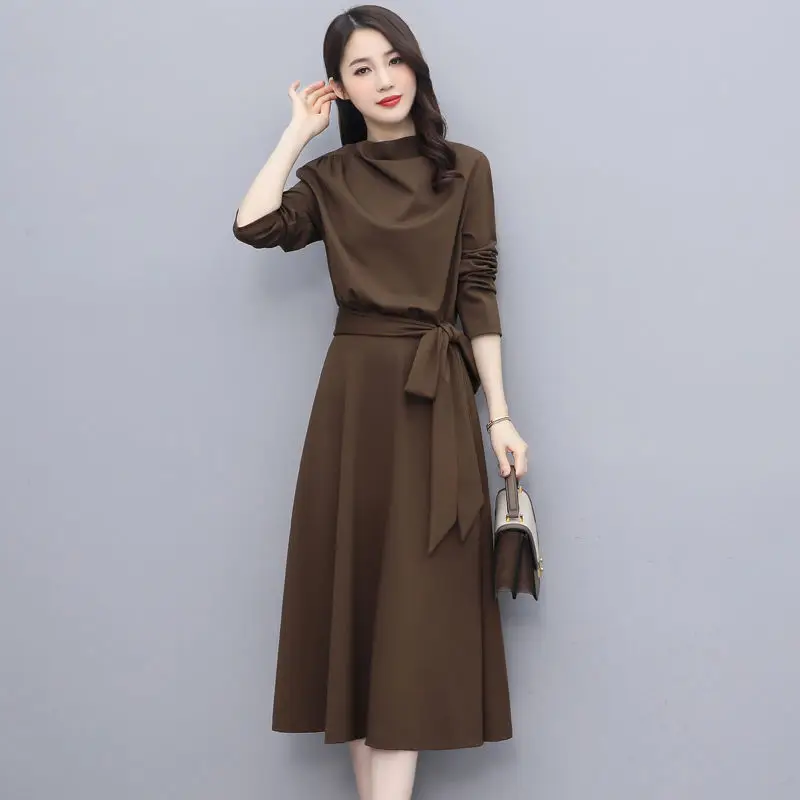 

Women's Dress 2025 Autumn Office Lady Dress New Elegant Slim Fit Waist Cinched Slimming Hepburn Soft Style Base Layer Dress