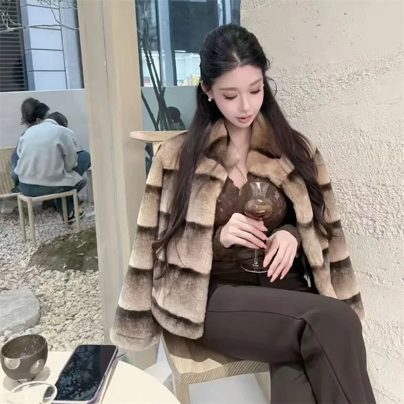 2026 Imitation Otter Rabbit Fur Dual Tone Gradient Handmade Rendering High-end Jacket For Women Short Standing Collar Fur Coat