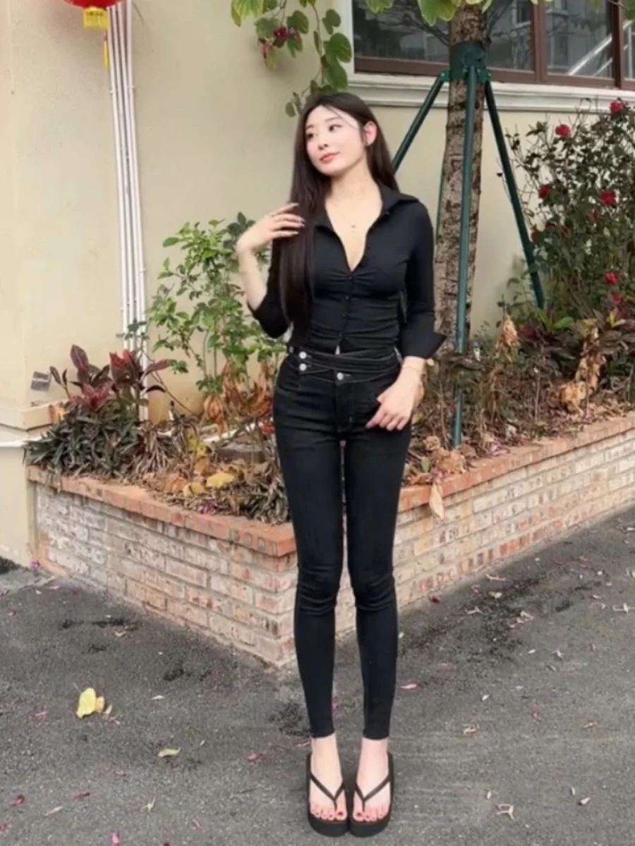 

High Waist Women's Denim Jeans Elastic Stretchy Hemline Lift Butt Nine Points Slim Fit Trousers Korean Sle Side Button