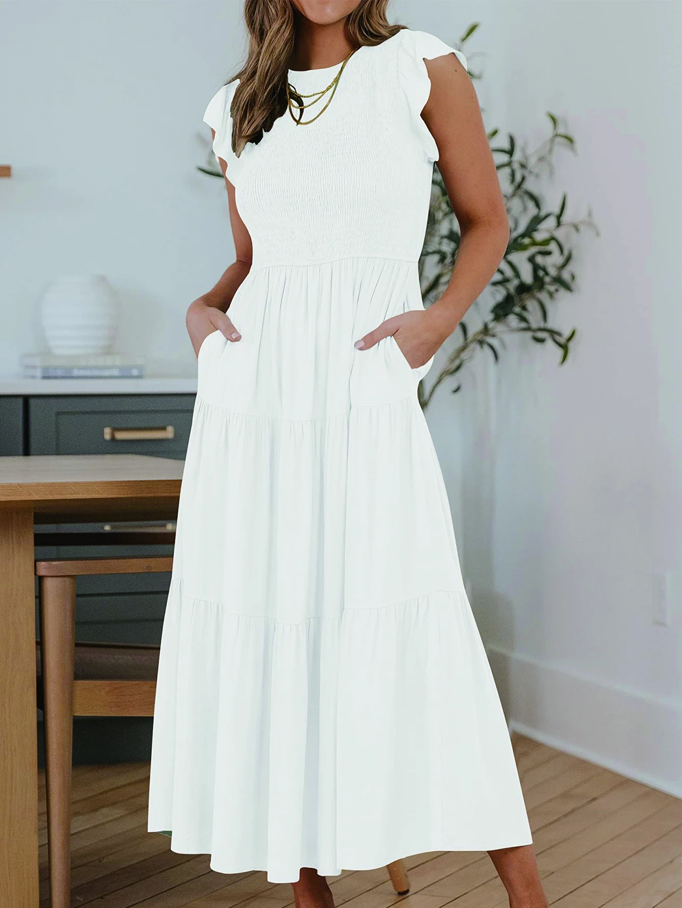 

Elegant French-Style Puff Sleeve Maxi Dress | High-Waist Slimming Design, Tiered Skirt, Comfortable & Breathable, A Must-Have fo