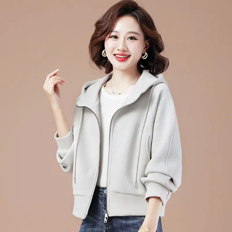 Spring and Autumn Hooded Cardigan Sweatershirt Women's 2026 New Casual Versatile Foashion  Zipper Short Jacket Women's Top Beige