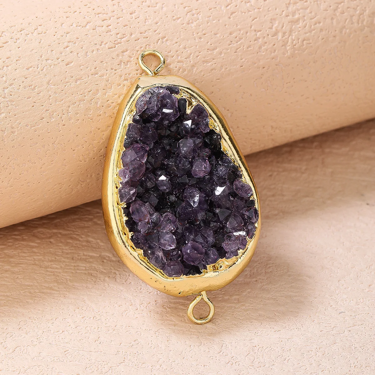 

YEEVAA Amethyst Nest Shape Natural Crystal Pendant, Healing Jewelry DIY Gift for Women, Spiritual Party Birthday Present