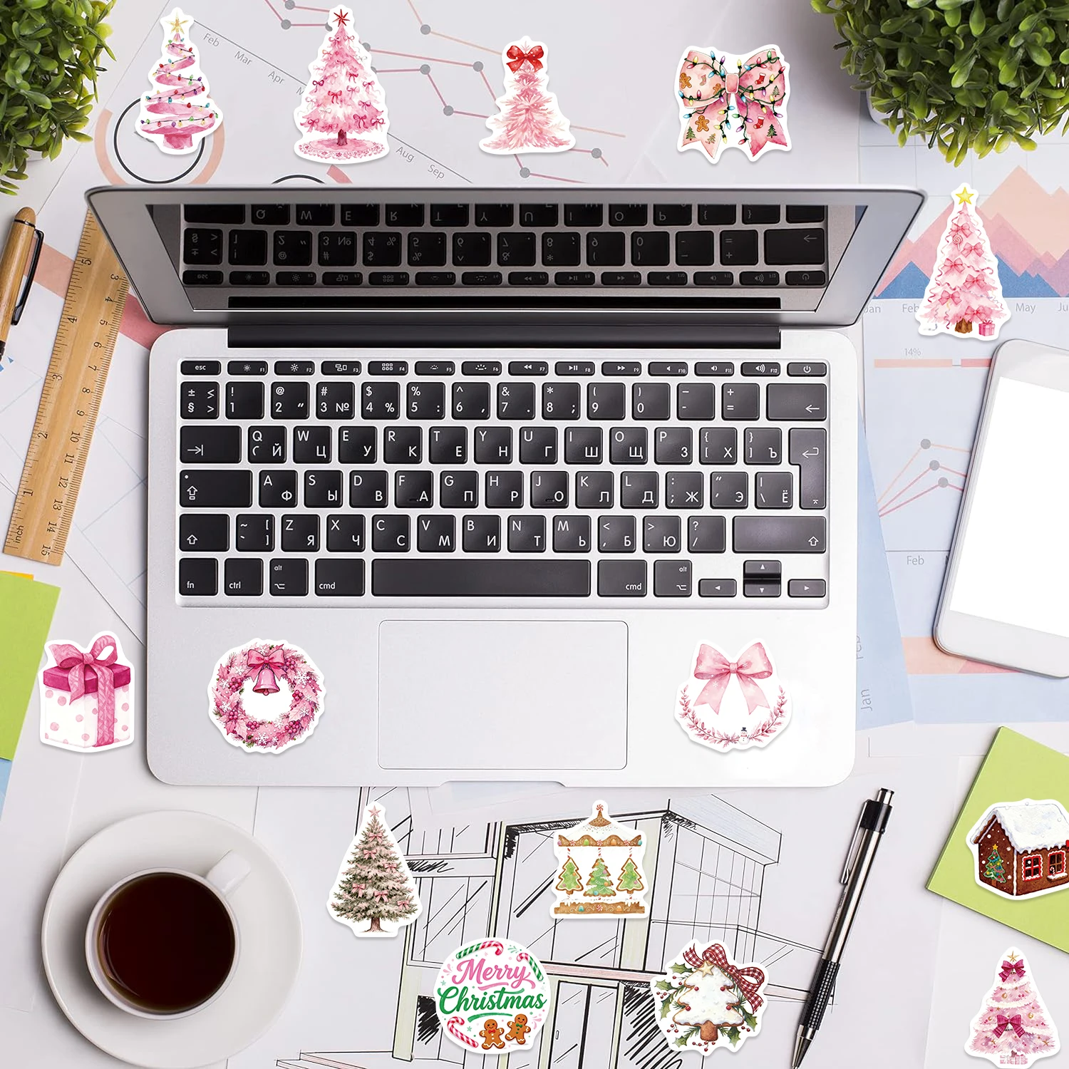 50PCS Rosa Weihnachten Aufkleber Cartoon Schmetterling Glocke Wasserdichte PVC Aufkleber für Telefon Laptop Gitarre Wasser Tasse