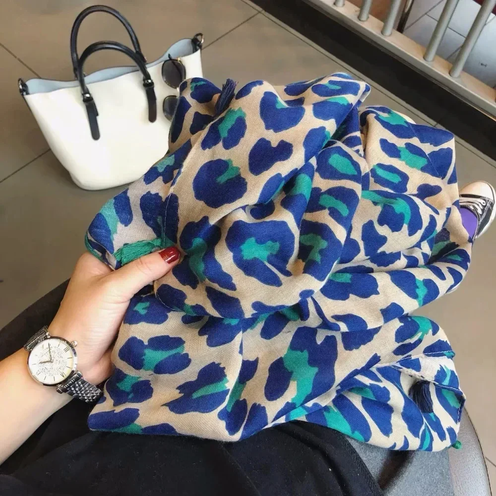 Echarpe-chale-en-viscose-a-pois-leopard-sexy-pour-femme-de-haute-qualite-style-pashmina-etole-bufandas-hijab-musulman-snood
