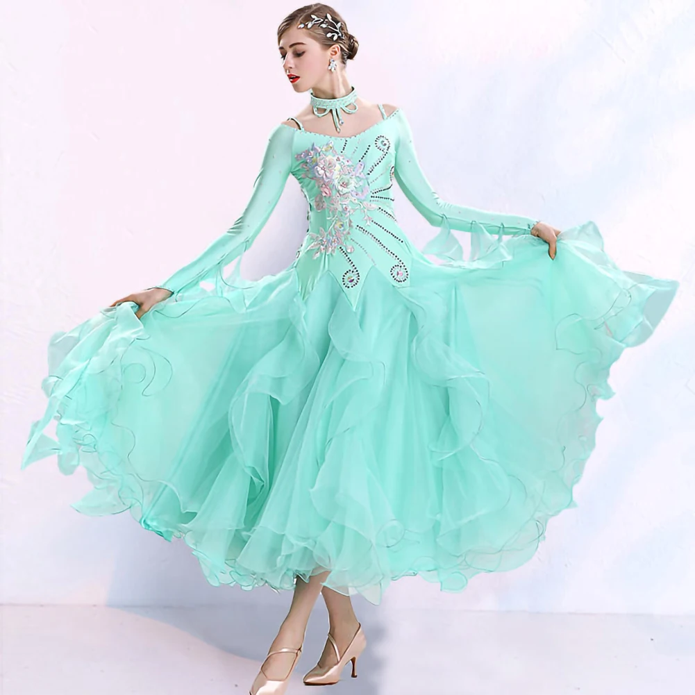 Costume da competizione Abito da competizione di danza standard Abito da flamenco rosso viola chiaro Ballo da sala Strass Verde pisello