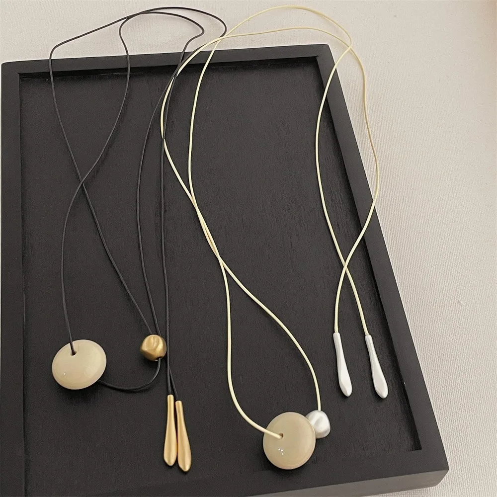 Korean Style Bead Pendant Necklace Aesthetic White Black Cord Necklace Cord Material Bead Details Trend Choker Charm Chokers
