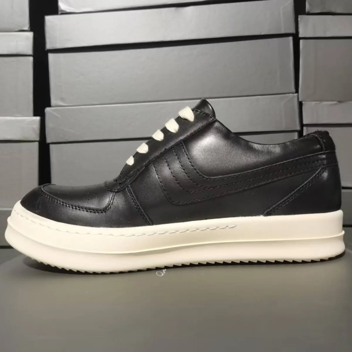 Brand Casual Shoe Ro White Black Leather Men Sneaker Women Low Top Shoes Luxury Flat Skateboard Black Cowhide Sneakers