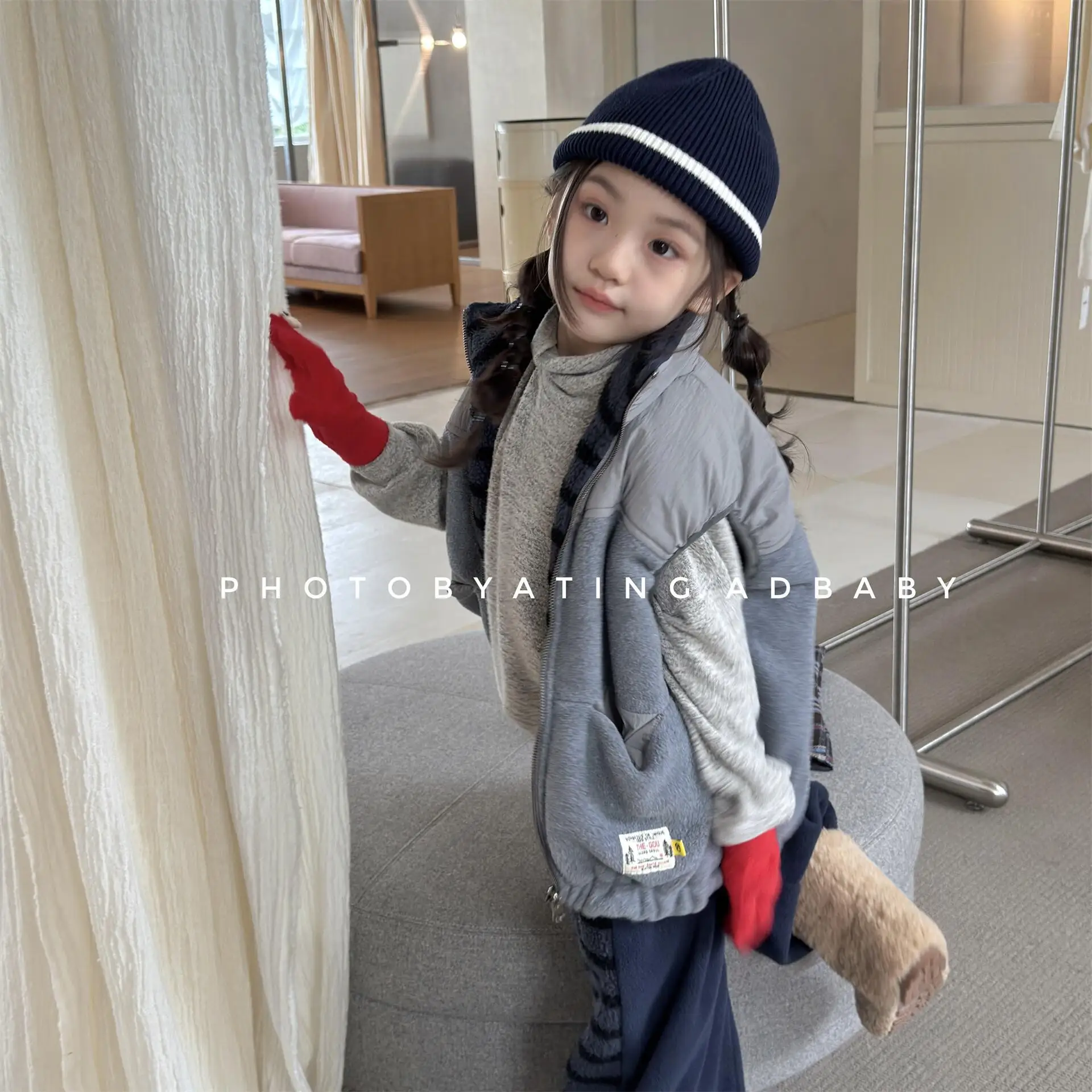 2026 Winter New Children Sleeveless Warm Vest Plus Velvet Thick Girls Quilted Cotton Coat Boys Reversible Vest Kids Clothes