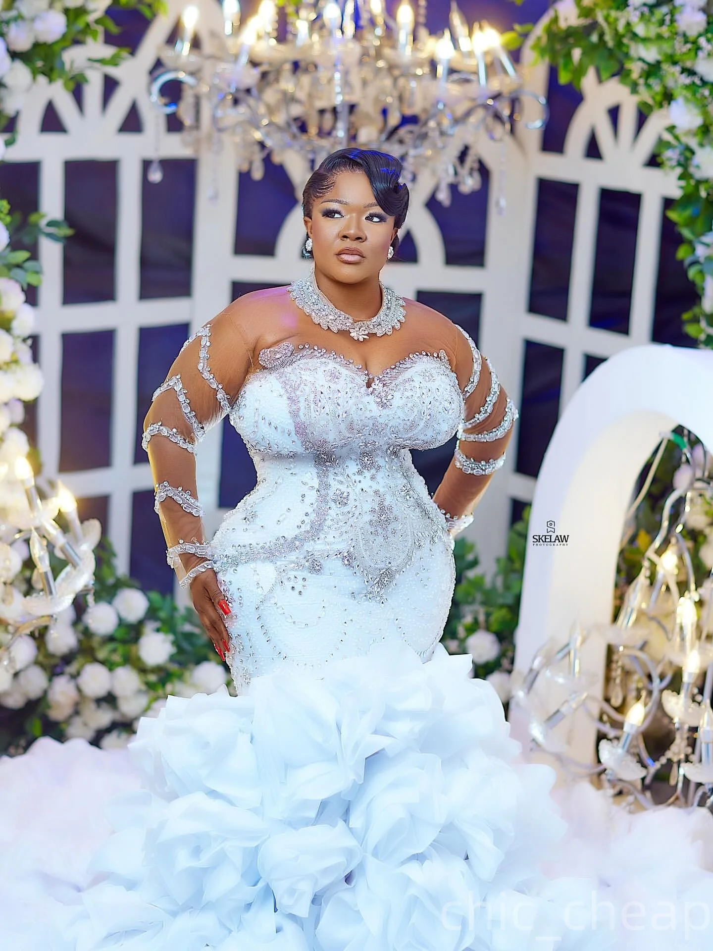 تخصيص عالية الياقة تسلق بلورات حبة فستان الزفاف مع طبقات للانفصال قطار Vestido De Noiva كم طويل زي العرائس