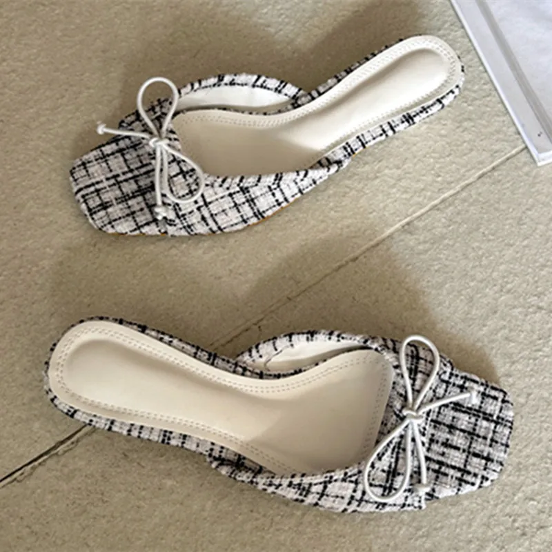 

Женские тапочки на каблуке из хлопчатобумажной ткани, элегантные шлепанцы с украшением в виде банта для девочек, сексуальные уютные шлепанцы с открытым носком