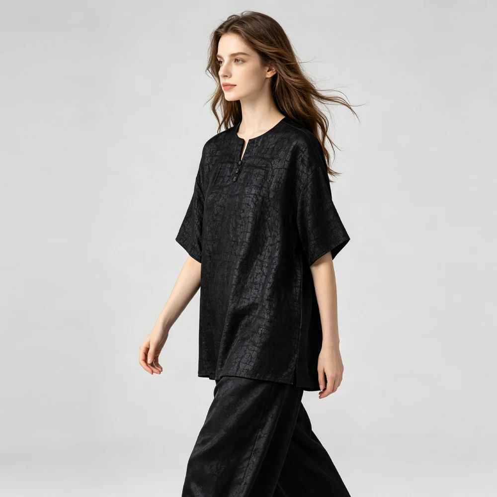 Advanced Women's Fashion New Black 100% Natural Mulberry Silk Fragrant Cloud Silk Turtle Crack V-neck Short Sleeved T-shirt