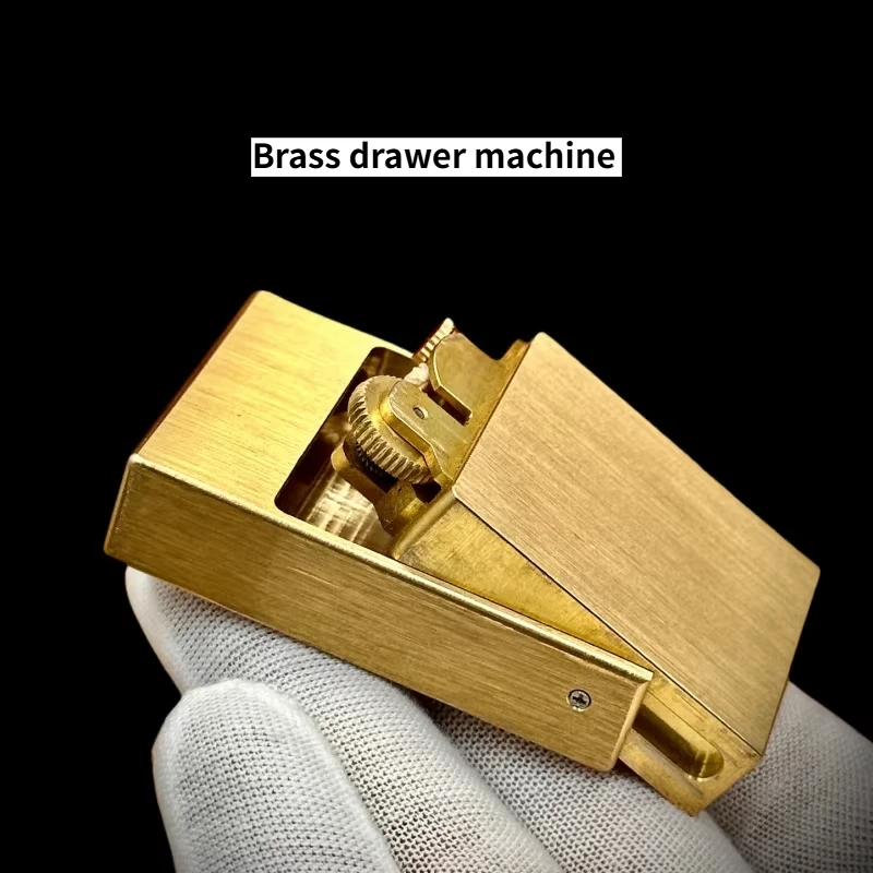 

Керосиновая зажигалка Zhurong ручной работы из латуни с отделением для спичек, креативный и модный подарок для мужчин