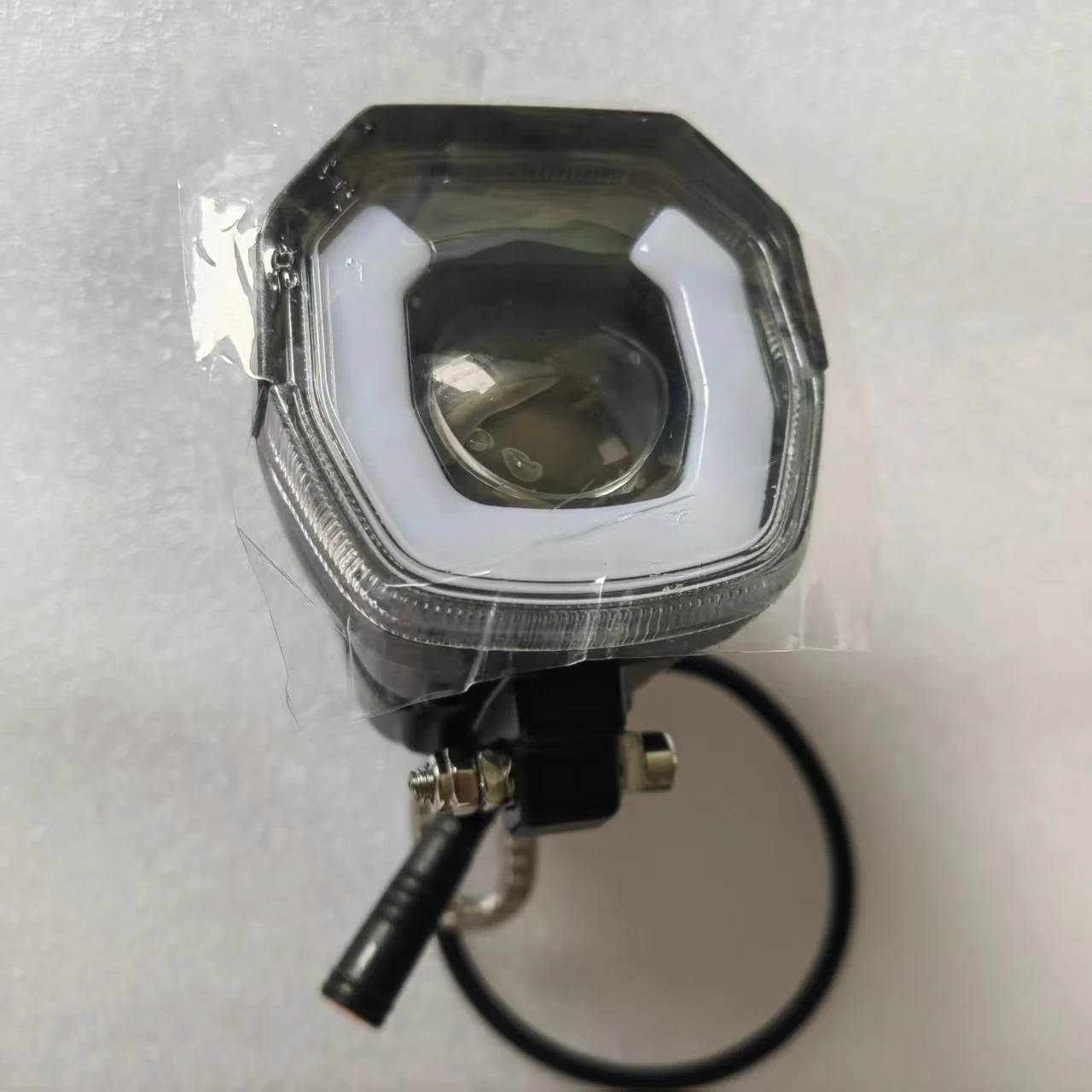 

36v 48v Customized Bicycle Front Headlight Safety Warning Light Waterproof IPx6 LED for Ebike Riding 3pin Female Connector Style