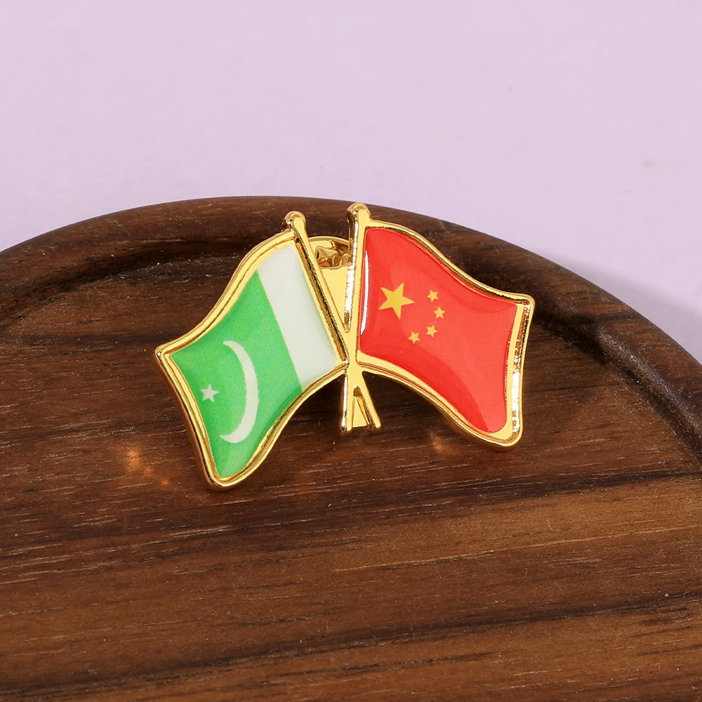New China And Pakistan Flag Pins Friendship Golden Brooches