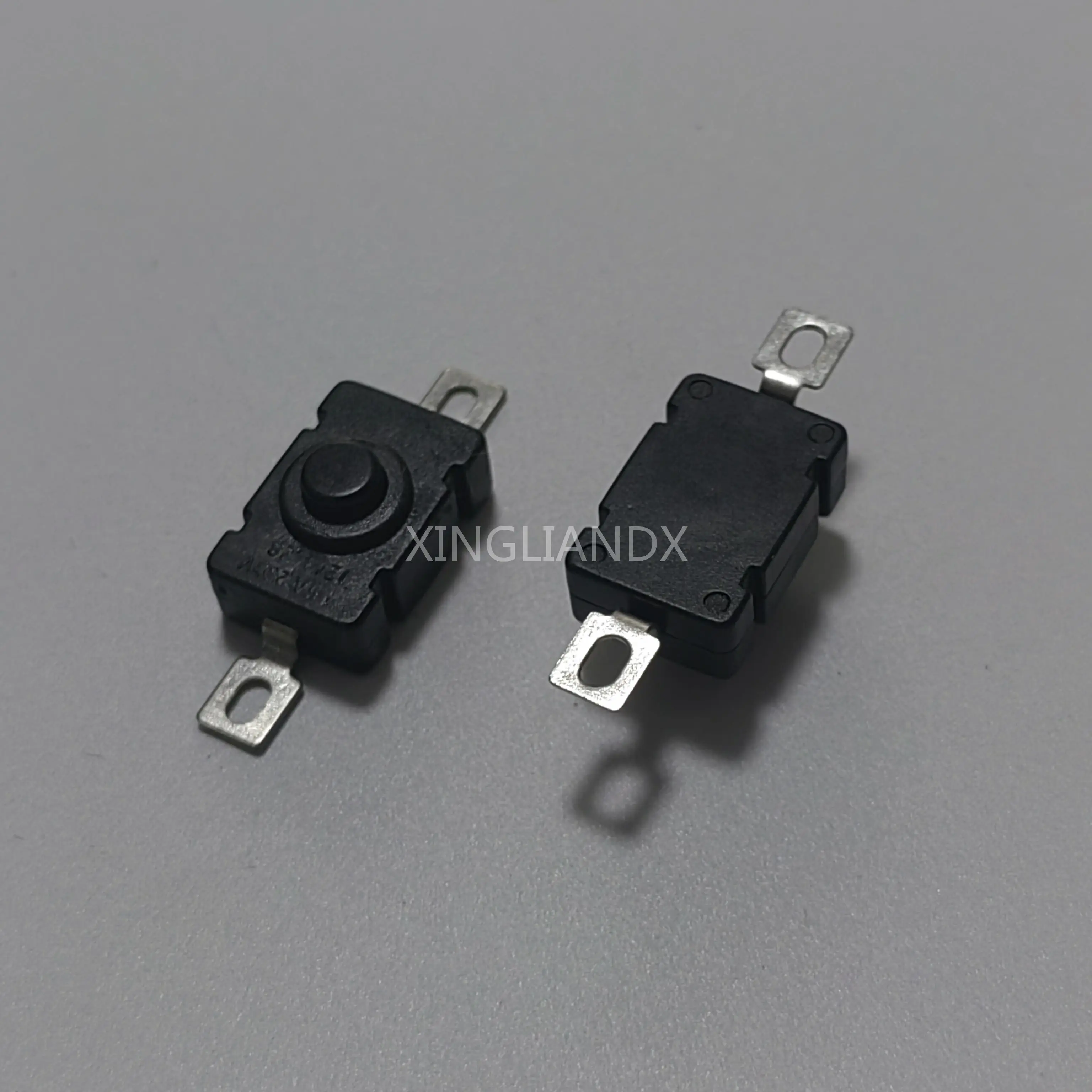 100PCS KAN-28 1.5A 250V Flashlight Switches Self Locking SMD Type 18 x 12mm Push Button Switch 1812-28A