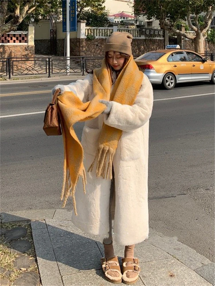 Casacos longos de pelúcia grossa do falso feminino, jaquetas quentes, outerwear de coelho falso, sobretudos peludos elegantes, alta qualidade, coreano, inverno