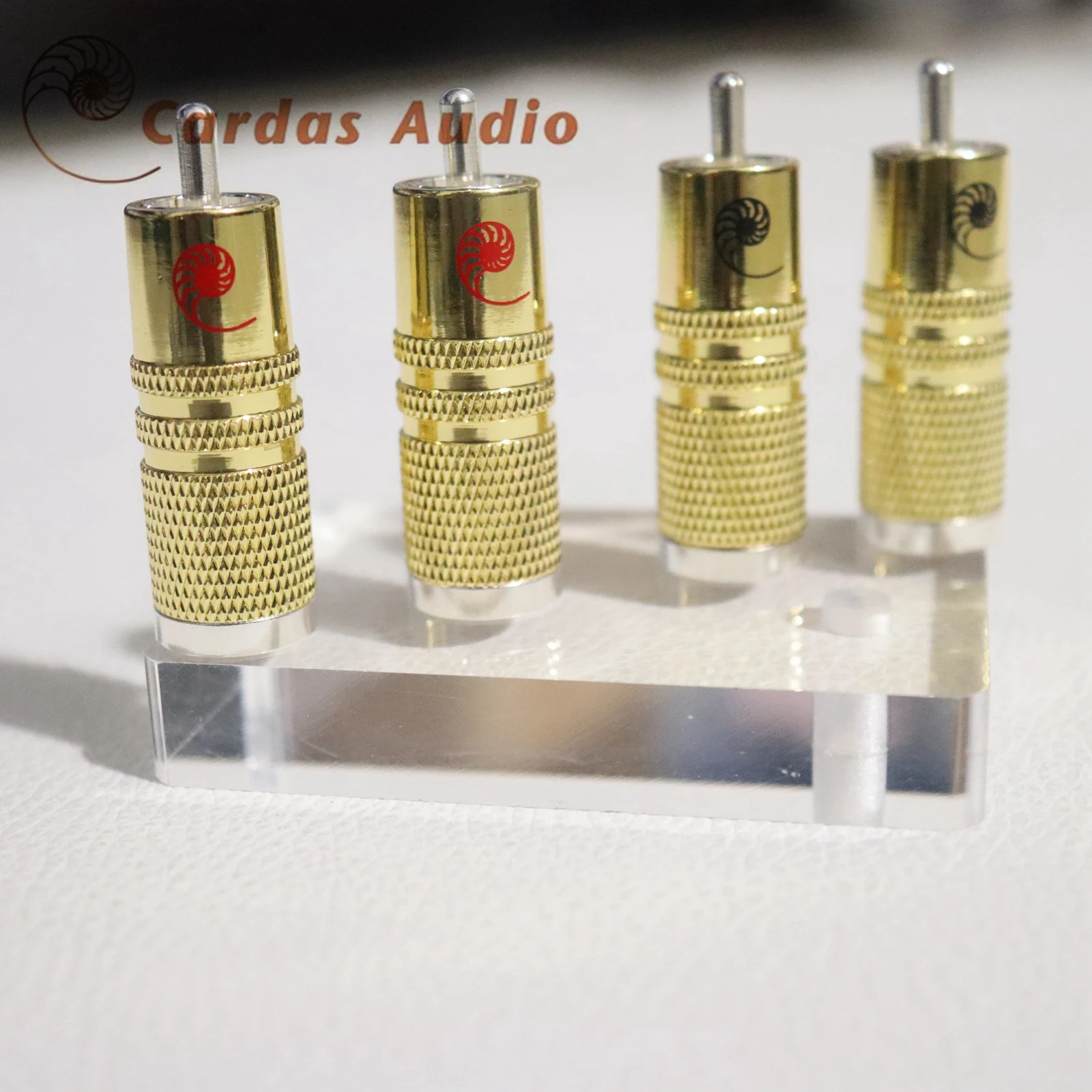 

4pcs CARDAS original Non-magnetic RCA male Plug gold Plated hifi Audio Connector AV Terminal Send logo heat shrink tube