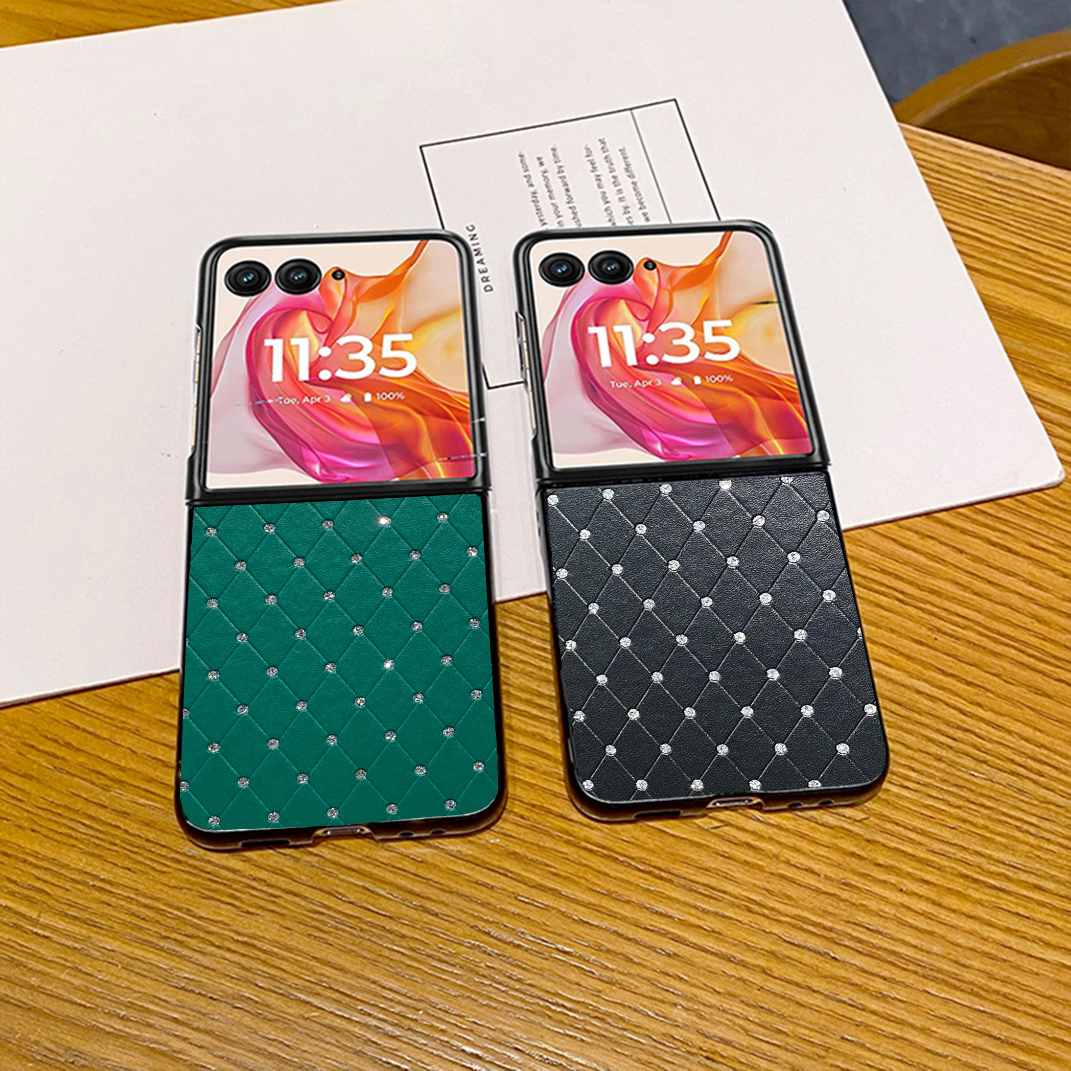 Rhombus-Gittermuster Leder-Handyhülle für Motorola Razr 50 60 70 Ultra 2025 + 2024 + 2025 mit Kunstdiamant-Ringverschluss und harter Abdeckung