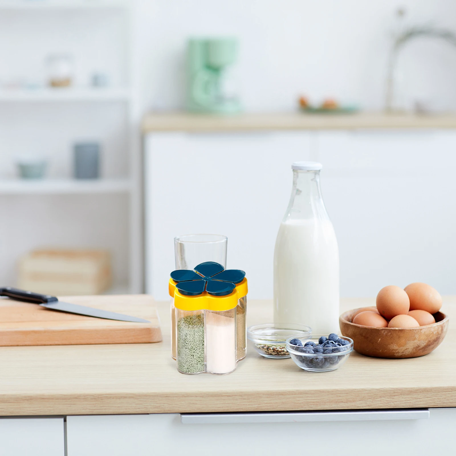 

Multi-Function Spice Container Kitchen Condiment Jar Household Seasoning Storage Box Divided Compartments Portable