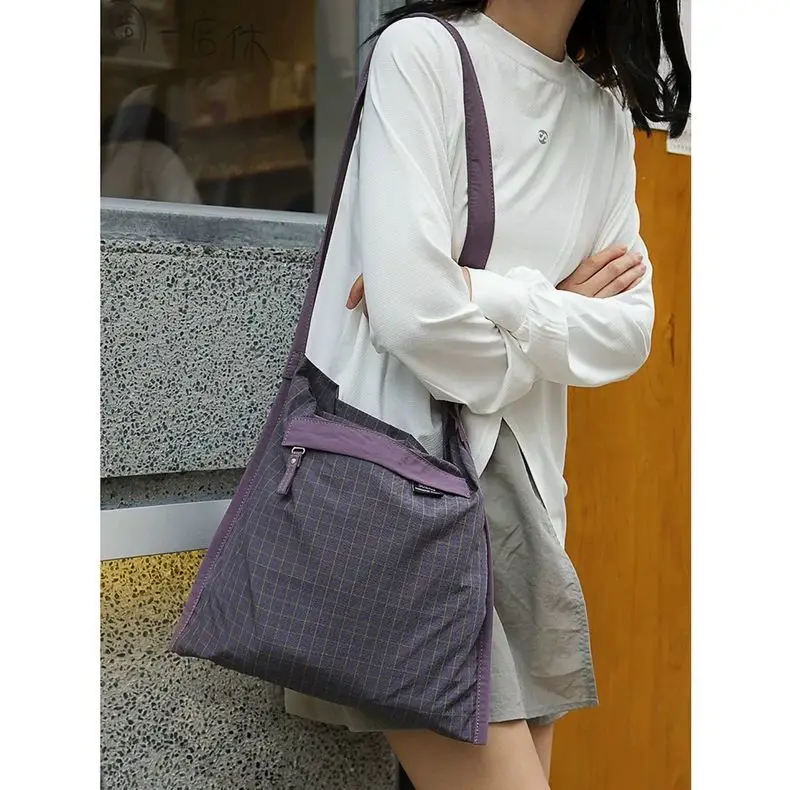 

Bags Nylon Women 2025 New Lightweight Fashion Simple Office Lady Splashproof Plaid Shoulder Bag Handbag