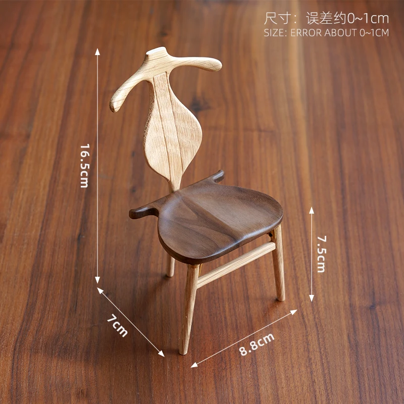 1953 Miniature Furniture Figure Art Design Ornaments, Wooden Leaf-shaped Small Chair Ornaments 6:1 Desk Accessories