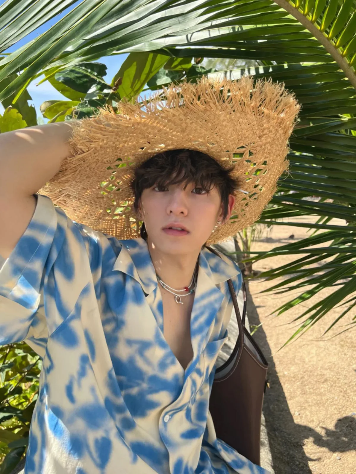 

Summer Casual Loose Fit Short Sleeve Shirt Men's Lightweight Dyed Print Beach Beachside Casual Wear Sun Protection Shirt