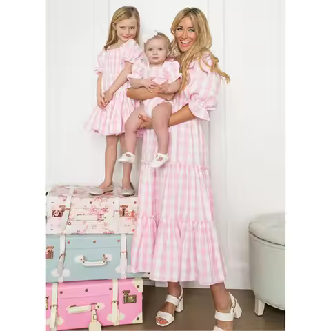 Family Mom Baby Women Girls Dress Summer Mother Daughter Matching Dresses Pink Grid Family Look Mom And Me Clothes Outfits